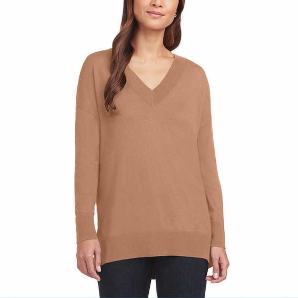 NWT Matty M Ladies' V-Neck Sweater